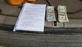 Під час затримання в Чернівецькій області чиновника на хабарі в $15 тис. раптово помер посередник, - прокурор Сенюк. ФОТО