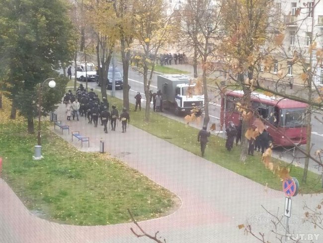 На акциях в Минске и Гродно начались задержания 07