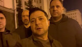 Зеленский записал видео с Банковой: "Мы в Киеве. Мы защищаем Украину". ВИДЕО