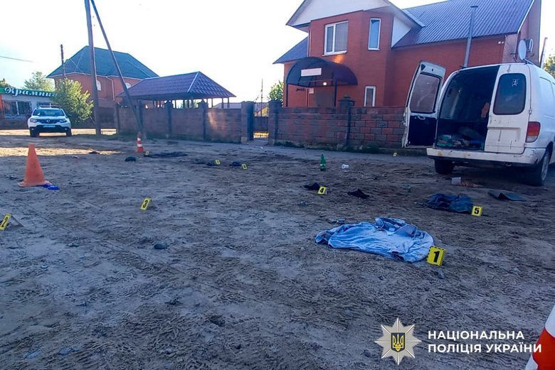 На Рівненщині затримали чоловіка, який поранив двох людей із рушниці
