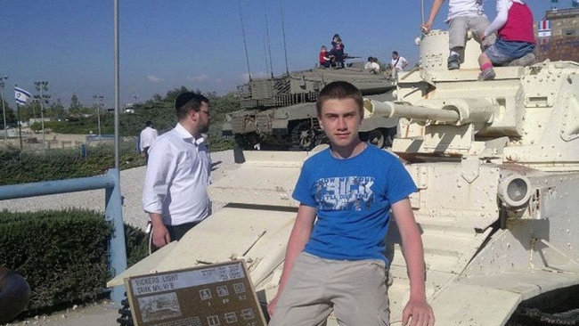 Убивал по одному: российский солдат Макаров на военном аэродроме Балтимор зарубил топором майора и застрелил сослуживцев 01