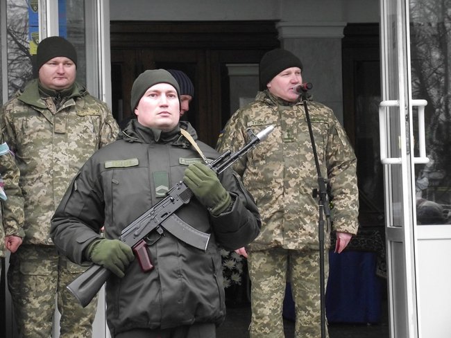 С воином 58-й ОМПБр Антоном Хобой, погибшим 26 января на Донбассе, простились в Шостке 20