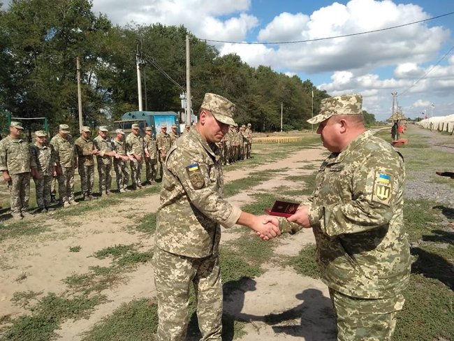 Ukraines Ground Forces commander: Military presence along Azov Sea coast bolstered in response to Russias aggressive behavior 03