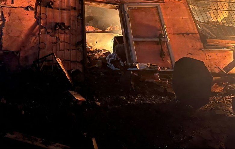 Массированный ночной обстрел Днепропетровской области: погибла женщина, пострадали дети