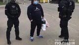 Вора в законе Миндию Гальского и еще одного криминального авторитета выдворили из Украины в Россию. ВИДЕО+ФОТОрепортаж