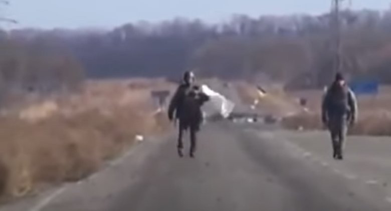 Такого мату я в житті не чула. Я бачила білі обличчя пузатих офіцерів. 32 блокпост. Історія, яку хочуть переписати 04