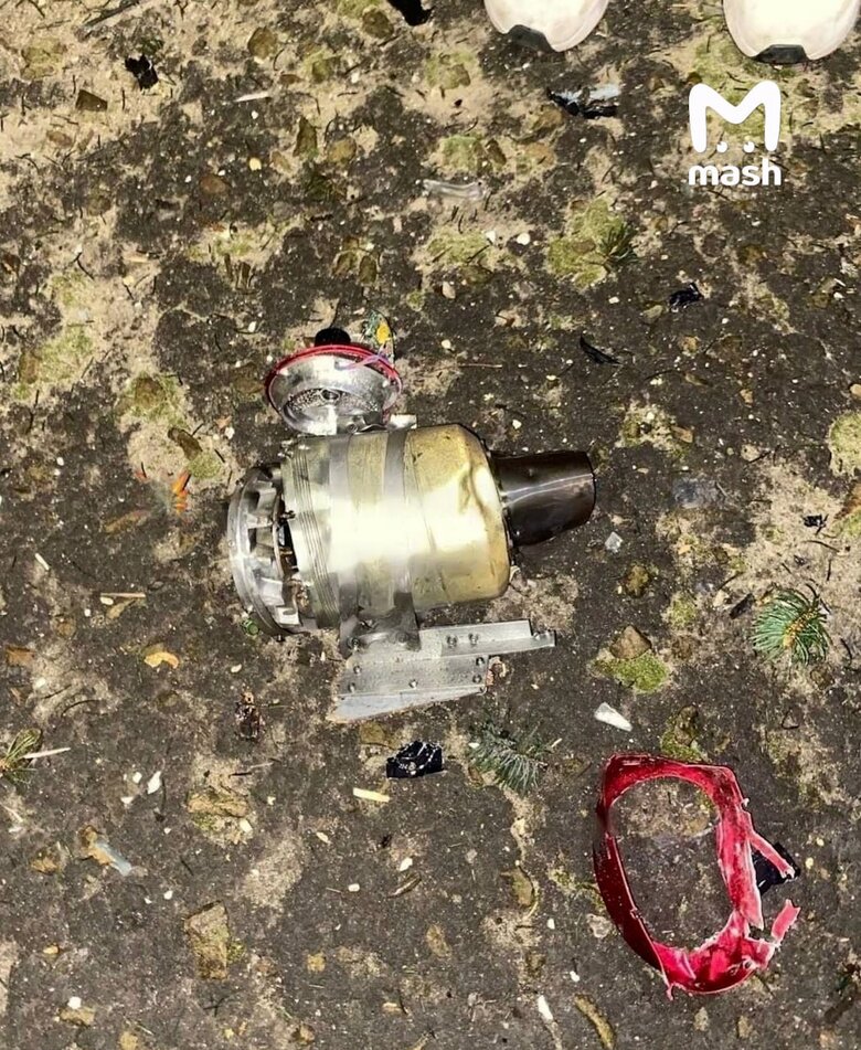 У Курській області РФ пролунав вибух, повідомляють про саморобний дрон 04