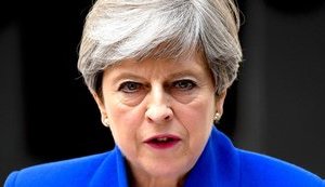 Мей відклала голосування британського парламенту щодо Brexit
