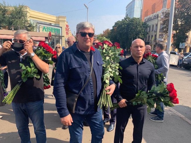 У Кривому Розі поховали мера Павлова 02