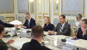 Конгресмени США у Києві після масованих атак: обговорили посилення оборони України