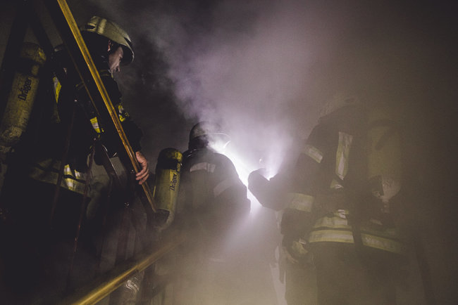 Пожар в многоэтажке в Голосеевском районе Киева. 16 человек эвакуированы, 1 госпитализирован в ожоговый центр, - ГСЧС 12 Пожар в многоэтажке в Голосеевском районе Киева. 16 человек эвакуированы, 1 госпитализирован в ожоговый центр, - ГСЧС 12