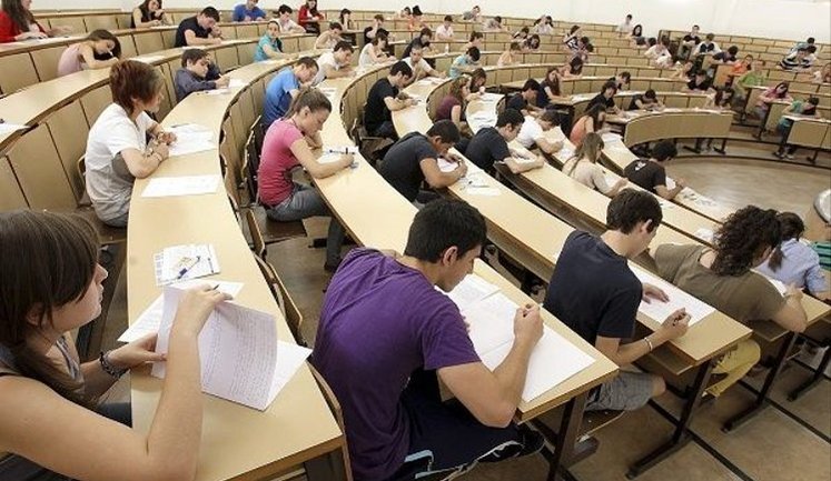 Росія масово вербує студентів, зокрема в окупованому Криму, - ЗМІ