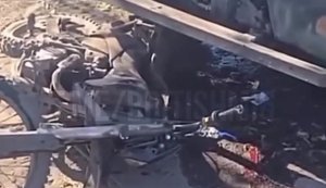 Ruscist films burning equipment and bodies of eliminated occupiers after strike by Defence Forces. VIDEO