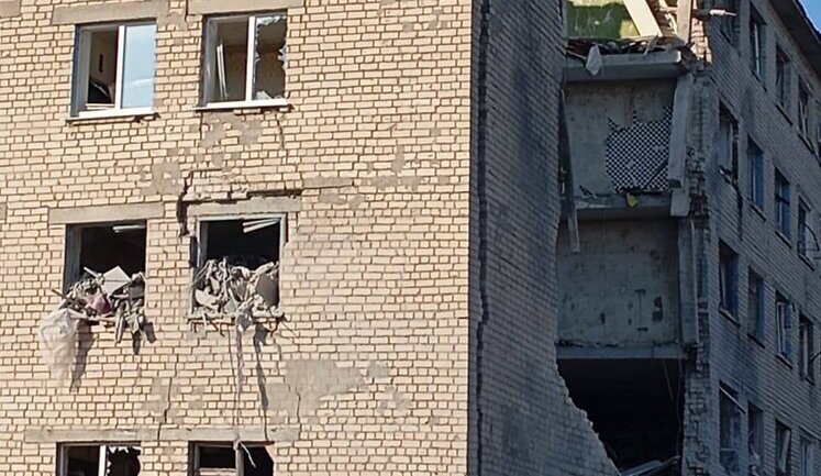 "Shaheds" attacked Merefa in Kharkiv region: warehouses damaged. PHOTOS