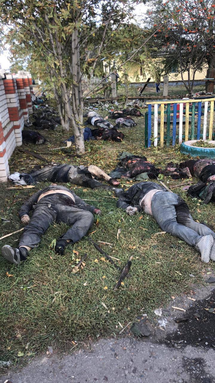 51 особа, зокрема дитина, загинула внаслідок удару РФ по селу Гроза на Харківщині 04