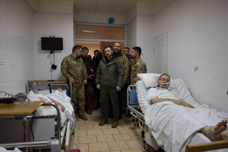 Zelensky visited military hospital in Kharkiv region 03