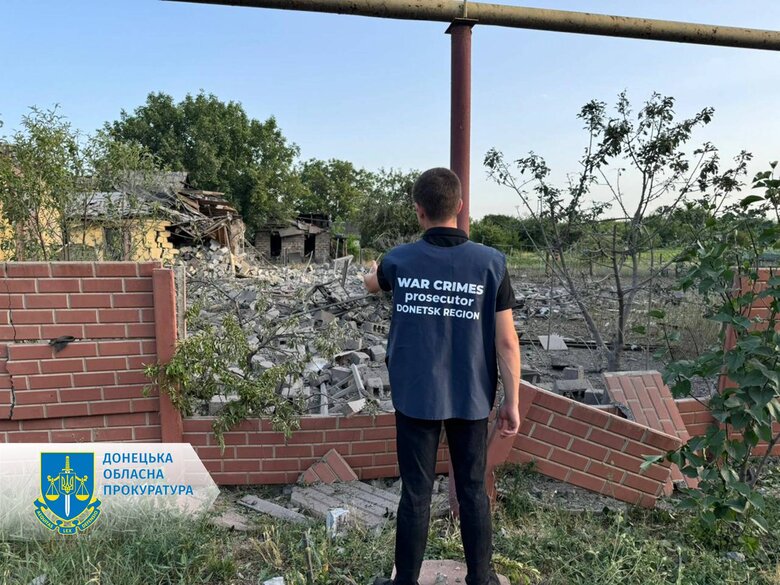 Окупанти вдарили по Селидовому. Поранено п’ятьох осіб, серед них двоє дітей