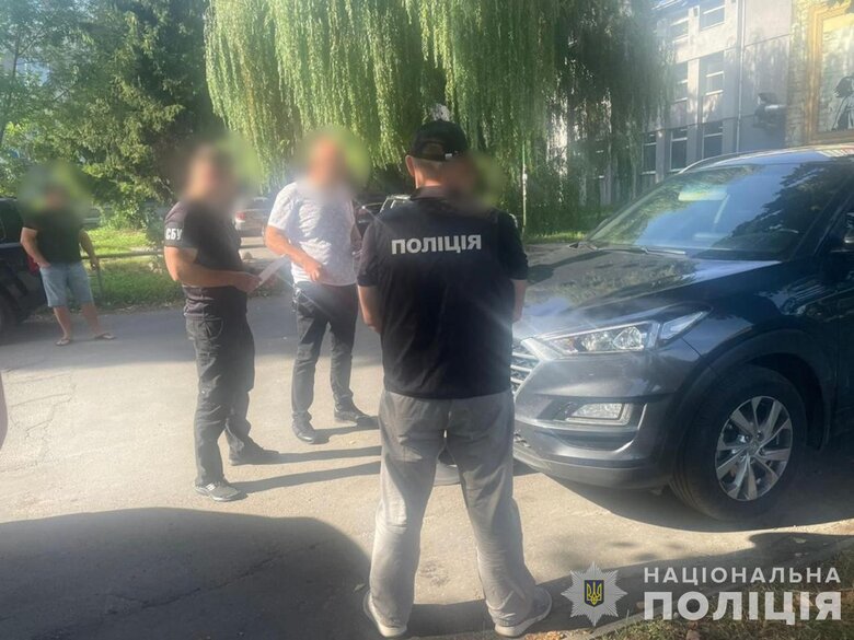Розікрали на ремонті автодороги на Закарпатті