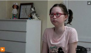 Похищенную из Константиновки 10-летнюю Софию передали дяде в России, которого она никогда не видела. ФОТО