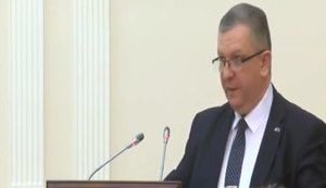 За третьего и каждого последующего ребенка будут платить по 1700 гривен в месяц, - Кабмин. ВИДЕО