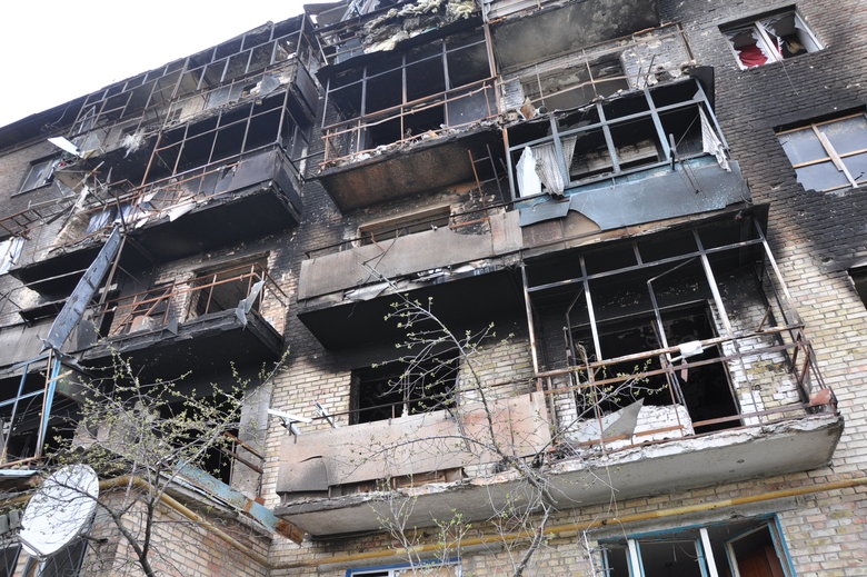 Зруйноване окупантами селище Горенка у передмісті Києва 45