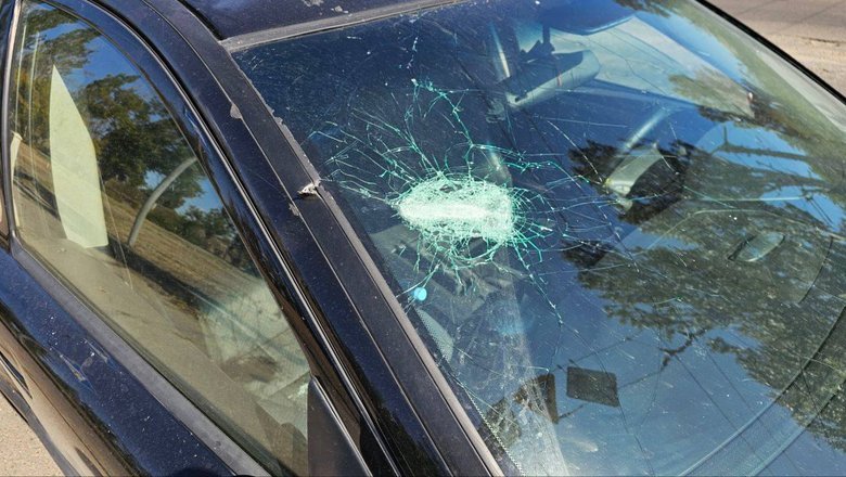 Car shot at in Kherson