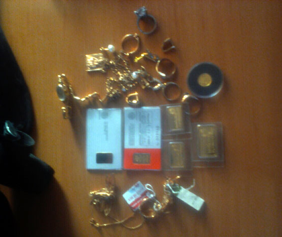 золото драгоценности