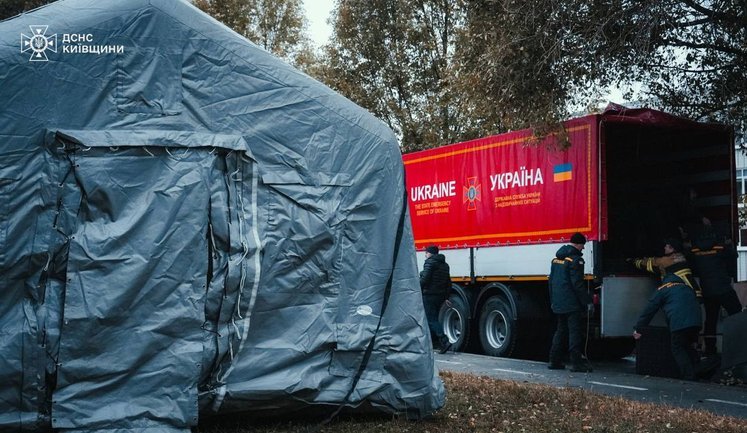Непогода в Одессе: в двух районах повысился уровень воды, затруднено движение на дорогах