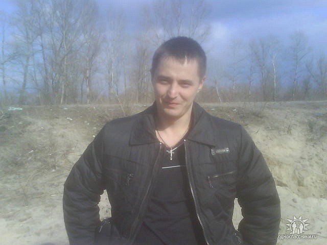 Меморіальну дошку загиблому на Донбасі воїну 93-ї ОМБр Василю Ярославцеву відкрили в Дніпрі 01