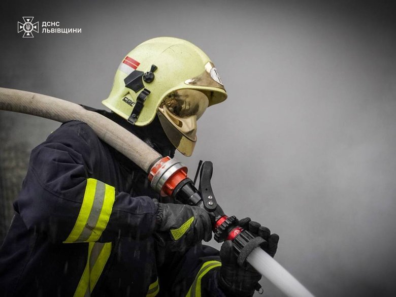 Massive attack on 6 December