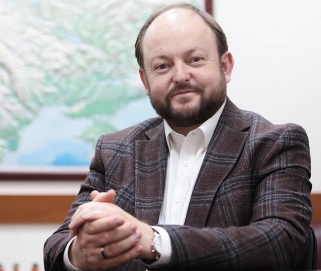 Спирт во благо. Как антисептики вернулись на полки украинских магазинов 02