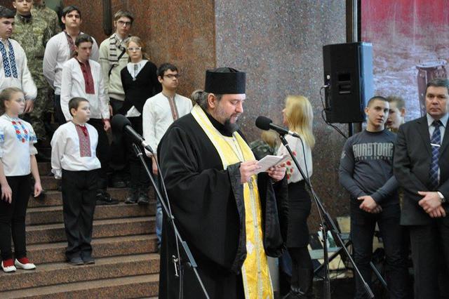 Виставка "Український Схід", присвячена АТО, відкрилася в Нацмузеї історії України у Другій світовій війні 04 Виставка "Український Схід", присвячена АТО, відкрилася в Нацмузеї історії України у Другій світовій війні 04