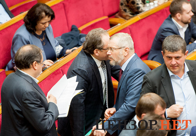 Розмова Ляшка і Воропаєва, нарада Батьківщини, бесіда Кононенка і Москаленка та Рибчинський, який вивчає акаунт Чудновського, - день роботи Ради 8 листопада 12