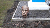 В Ивано-Франковской области вандалы обезглавили памятник Шевченко. ФОТОрепортаж