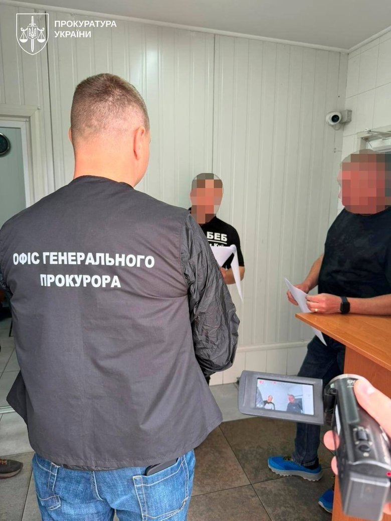 Прострочені сухпайки для ЗСУ на 71 млн грн: підозри отримали постачальники та ексчиновник Міноборони