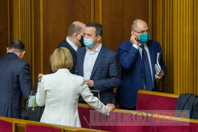 Вазоны Тищенко, просьба к Радуцкому по поводу ягодицы и сообщение Литвиненко: Когда ее обнимаю, у меня все встает, - работа ВР 16 апреля 20