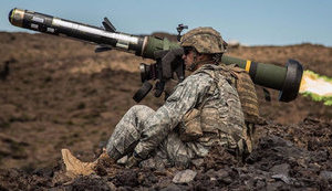 "Часто запитують, що краще - NLAW чи Javelin. Скажу з досвіду, найкраще використовувати їх у парі", - оператор ПТРК 128-ї бригади поділився "рецептами" знищення техніки РФ. ФОТО