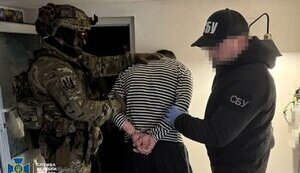 Викрито 15 осіб, які збували "трофейну" зброю. Вилучено вибухівку, гранатомети, автомати і гвинтівки, - СБУ. ФОТОрепортаж