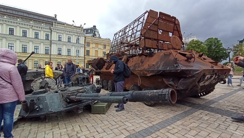 Танк, БМД та Тигр: В центрі Києва відкрилась виставка демілітаризованої техніки російських окупантів 07