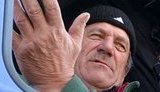 "У них не будет выбора - мы перекроем дорогу", - дальнобойщики прорываются в Киев. ВИДЕО