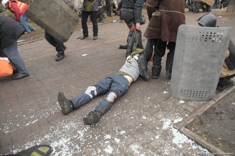 Вблизи Бахмута погиб воин, майдановец и фотограф Роман Черномаз 02