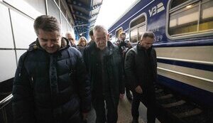 Президент Австрии ван дер Беллен прибыл в Киев: "Почти после года войны Украина не забыта". ФОТО