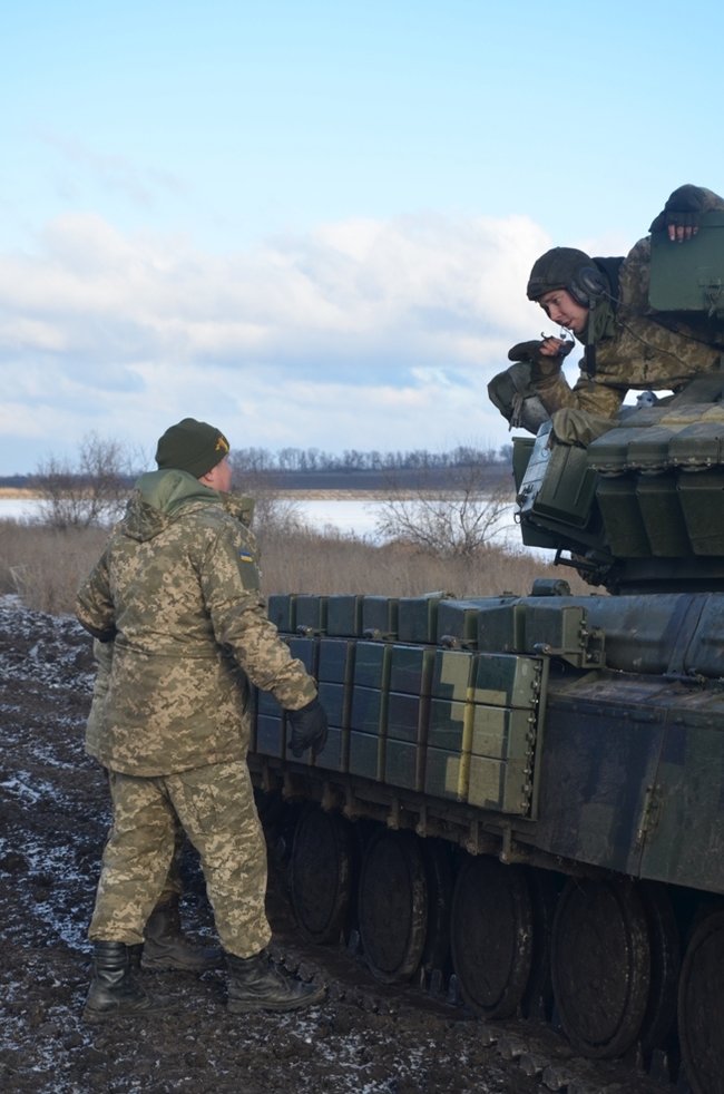 У зоні АТО провели танковий іспит, - Міноборони 06