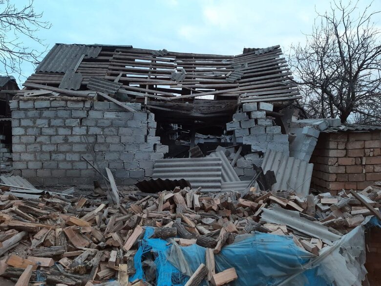 Ночь в Донецкой области: враг осуществляет постоянный обстрел Угледара, продолжаются артобстрелы Авдеевки, повреждены жилые дома и гражданская инфраструктура, - ОВА 02