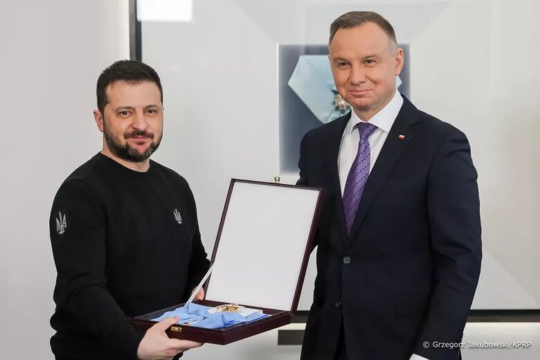 Дуда нагородив Зеленського орденом Білого Орла - найвищою відзнакою Польщі 03