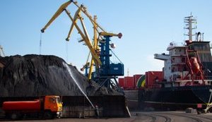 Ще 8 суден із вугіллям прибудуть до України в лютому-березні, - Галущенко