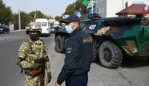 Президент Киргизстану Жеенбеков повторно запровадив режим надзвичайного стану в Бішкеку