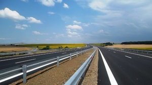 Проезд по первой платной дороге в Украине обойдется в 10 евроцентов за километр, – "Укравтодор"