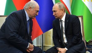 Тихановская: Путин не очень активно поддерживает Лукашенко и пока наблюдает