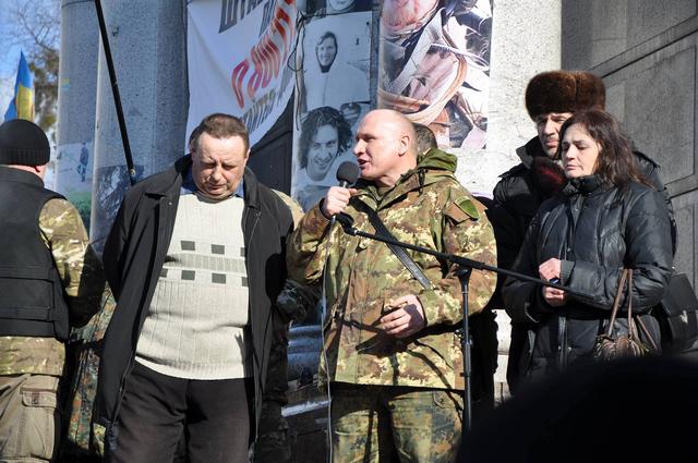 Активісти блокади Донбасу збираються ставити "редут" біля АП 19